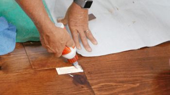 4 Ways to Remove Sticky Tile Glue From The Floor